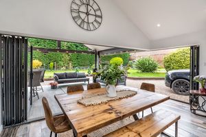 Photo 10- click for photo gallery